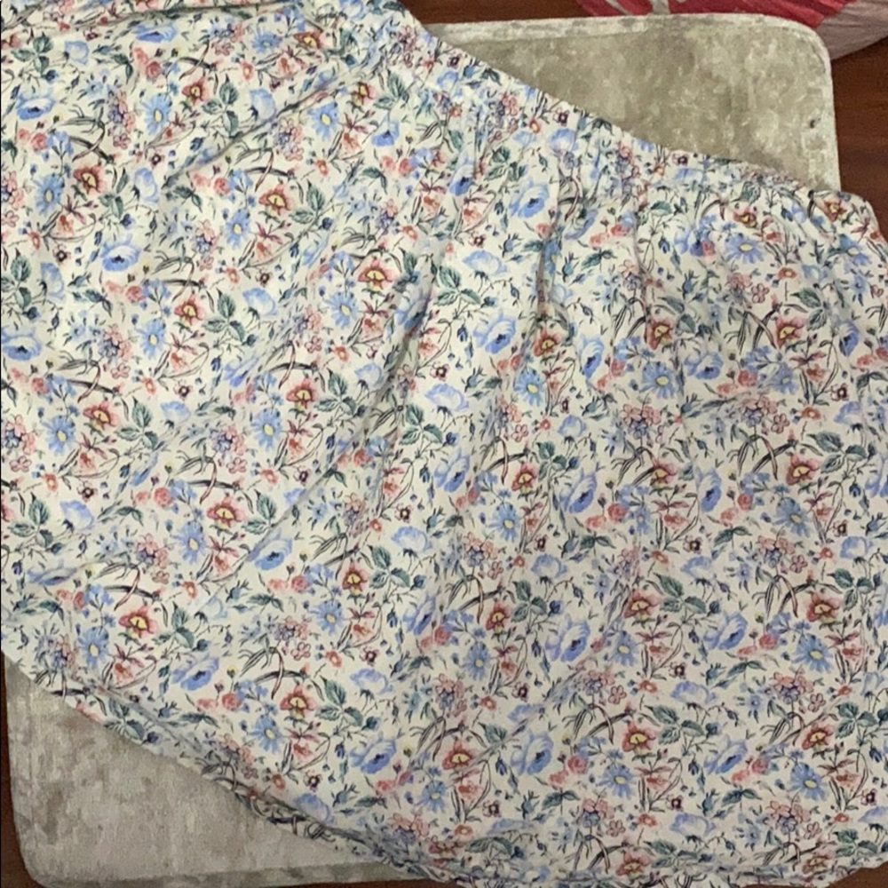 Girls Gap floral skirt .